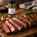Pimenta do Reino Moída Yamato — 60 g: sugestão de uso culinário com frasco Yamato ao fundo